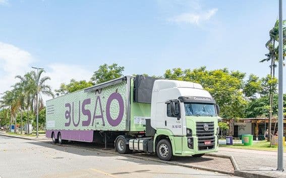 Parque Ibirapuera recebe projeto educativo Busão das Artes pela primeira vez